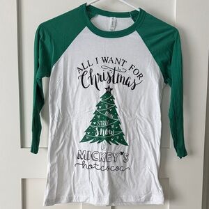 NWOT Disney Christmas Raglan Tee